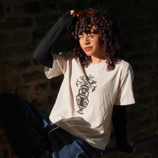 Authentic T-shirt – Vase
