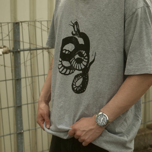 Authentic T-shirt – Snake